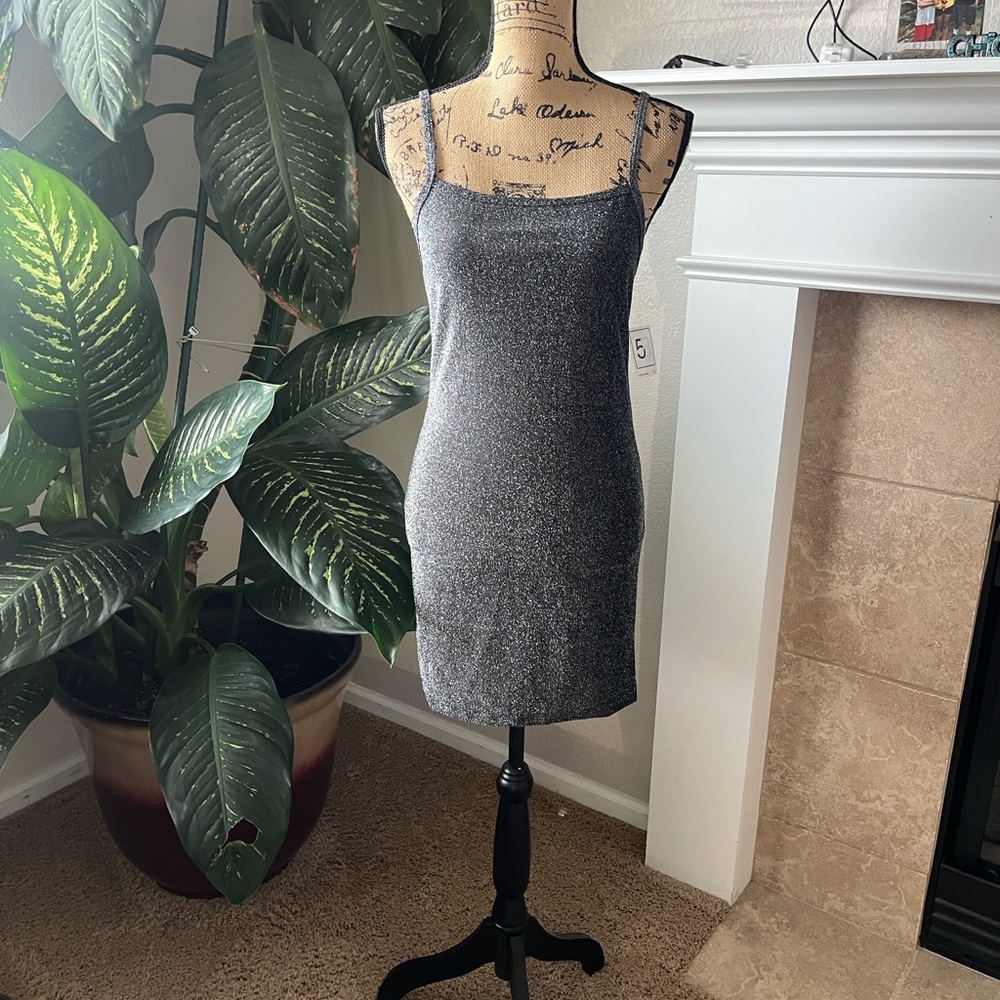 NWT NB5 Dress Shine in this elegant black glitter dress, perfect for an
